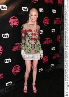 Tara Reid at the Premiere the Series Drop The MIC and The Joker S Wild at 11 10 2017 in Los Angeles Drop The MIC and The Joker S Wild TBS TV Series Premieres in Los Angeles 2017