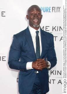 Djimon Hounsou at the Same Child of different As ME Film Premiere at 12 10 2017 in Los Angeles Same Child of different As ME Film premiere in Los Angeles 2017