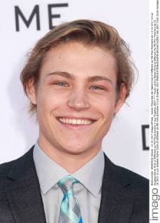 Austin at the Same Child of different As ME Film Premiere at 12 10 2017 in Los Angeles Same Child of different As ME Film premiere in Los Angeles 2017