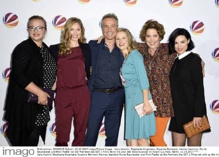 Vera Kasimir Stephanie Krogmann Susanne Bormann Hannes Jaenicke Muriel Baumeister and Mimi Fiedler at the Premiere the SAT 1 Films not with us the in Delphi LUX Cinema Berlin 12 10 2017 Foto:xF.xKernx xFuturexImage