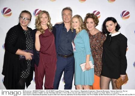 Vera Kasimir Stephanie Krogmann Susanne Bormann Hannes Jaenicke Muriel Baumeister and Mimi Fiedler at the Premiere the SAT 1 Films not with us the in Delphi LUX Cinema Berlin 12 10 2017 Foto:xF.xKernx xFuturexImage
