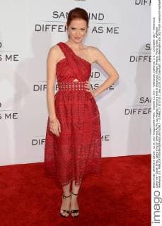 October 12, 2017 - Westwood, California, U.S. - 12 October 2017 - Westwood, California - Sarah Drew. Same Kind Of Different As Me Los Angeles Premiere held at Westwood Village Theatre. Photo Credit: AdMedia Westwood U.S. - ZUMAa123 20171012_zaa_a123_020 Copyright: xBillyxBennightx