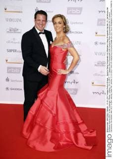 Sandra Mary Gronewald with Husband Klaus Gronewald at the 23 award Ceremony the Golden Hen 2017 in the Leipzig trade Fair Leipzig 13 10 2017 Foto:xS.xGabschx xFuturexImage