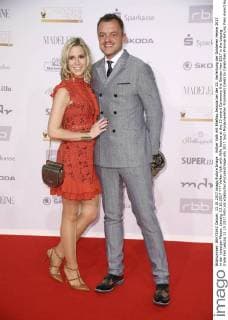Volker Valk with Wife Jessica at the 23 award Ceremony the Golden Hen 2017 in the Leipzig trade Fair Leipzig 13 10 2017 Foto:xS.xGabschx xFuturexImage
