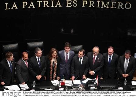 October 13 2017 EUM20171013NAC18 JPG CIUDAD DE MEXICO PoliticsPolitica Mexico Canada Sesion solemne en el Senado de la Republica 13 de octubre de 2017 para recibir al primer ministro de Canada Justin Trudeau al centro durante su visita oficial Foto Agencia EL UNIVERSALLucia GodinezJMA  - ZUMAu78_ 20171013_zaf_u78_058 Copyright: xElxUniversalx