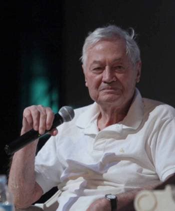 October 13 2017 EUM20171013ESP26 JPG CIUDAD DE MEXICO CinemaCine Roger Corman El realizador Roger Corman quien recibira homenaje en el festival de terror Morbido visitara posibles locaciones en Mexico para su proximo film En la foto el cineasta en Conferencia magistral 2 de agosto de 2014 Foto Archivo Agencia EL UNIVERSALMAVC  - ZUMAu78_ 20171013_zaf_u78_098 Copyright: xElxUniversalx