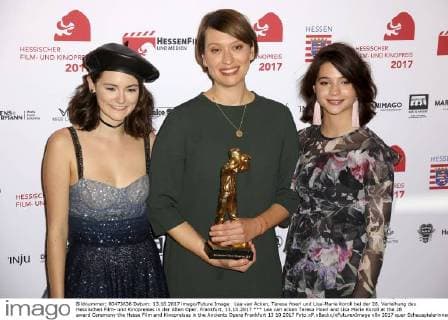 Lea van acken Teresa Hoerl and Lisa Marie Koroll at the 28 award Ceremony the Hesse Film and Kinopreises in the Ancients Opera Frankfurt 13 10 2017 Foto:xP.xBackx xFuturexImage