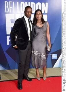 Adrian Lester with Wife Lolita Chakrabarti at the Award ceremony on the 61 BFI London Film Festival in Banqueting House London 14 10 2017 Adrian Lester Lolita Chakrabarti  Foto:xS.xVasx xFuturexImage