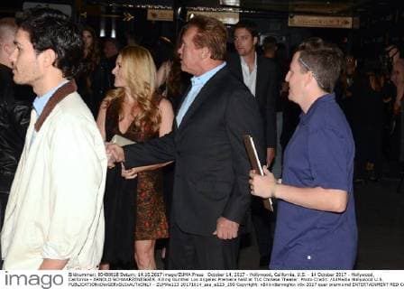 October 14, 2017 - Hollywood, California, U.S. - 14 October 2017 - Hollywood, California - ARNOLD SCHWARZENEGGER. Killing Gunther Los Angeles Premiere held at TLC Chinese Theater. Photo Credit: AdMedia Hollywood U.S. - ZUMAa123 20171014_zaa_a123_190 Copyright: xBillyxBennightx