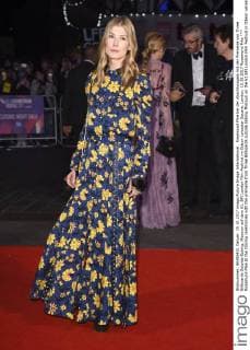 Rosamund Pike at the Closing ceremonies with the premeire from Three Billboards outside Ebbing Missouri on the 61 BFI London Film Festival in Odeon Leicester Square London 15 10 2017 Rosamund Pike  Foto:xS.xVasx xFuturexImage