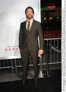 Gerard Butler the Actor at Film Premiere at 16 10 2017 in Hollywood Los Angeles Film premiere in Hollywood Los Angeles 2017
