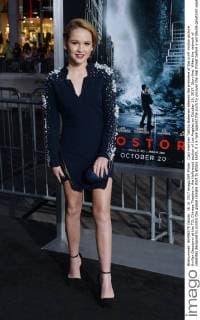 Cast member Talitha Bateman attends the premiere of the sci-fi motion picture thriller Geostorm at the TCL Chinese Theatre in the Hollywood section of Los Angeles on October 16, 2017. Storyline: When the network of satellites designed to control the global climate start to attack Earth, it s a race against the clock to uncover the real threat before a worldwide geostorm wipes out everything and everyone.  LAP2017101632 JIMxRUYMEN