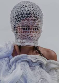 October 15, 2017 - Budapest, Hungary - A model displays a creation by Polish designer Sandra Stachura during Mercedes-Benz Fashion Week Central Europe on Oct 15, 2017 at Museum of Applied Arts in Budapest, Hungary. Budapest Hungary  - ZUMAn230 20171015_zaa_n230_536 Copyright: xRobertxSzaniszlox