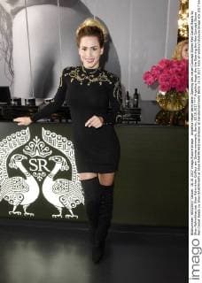 Angelina Heger the the Opening the New Concept Stores Red Carpet Ready by Shan RAHIMKHAN at Shan RAHIMKHAN Hairdresser at Gendarmenmarkt Berlin 18 10 2017 Foto:xF.xKernx xFuturexImage