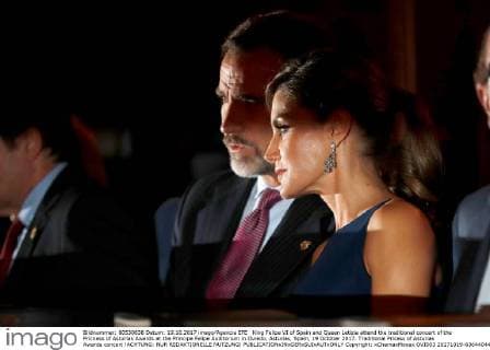 King Felipe VI of Spain and Queen Letizia attend the traditional concert of the Pricness of Asturias Awards at the Principe Felipe Auditorium in Oviedo, Asturias, Spain, 19 October 2017. Traditional Pricess of Asturias Awards concert !ACHTUNG: NUR REDAKTIONELLE NUTZUNG!  Copyright: xChemaxMoyax OVI003 20171019-636440442558933982