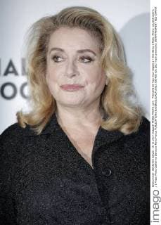 Premiere de Tout nous separe a l UGC Bercy a Paris. Photo: Laurent Guerin E Press Photo Catherine Deneuve Paris France  555459