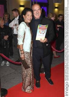 Otto Retzer with Wife Shirley at the Premiere the Musicals Santa Mary with the largest Hits from Roland Kaiser in German Theatre Munich 19 10 2017 Foto:xP.xSchönbergerx xFuturexImage