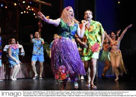 Bettina Meske and Andrea Pagani at the Premiere the Musicals Santa Mary with the largest Hits from Roland Kaiser in German Theatre Munich 19 10 2017 Foto:xP.xSchönbergerx xFuturexImage
