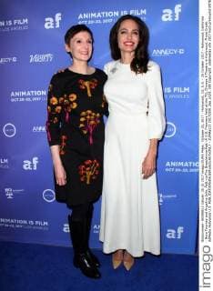 October 20, 2017 - Hollywood, CA, U.S. - 20 October 2017 - Hollywood, California - Nora Twomey and Angelina Jolie. Ã¢â‚¬oeThe BreadwinnerÃ¢â‚¬Â U.S. Premiere held at the TCL Chinese 6 Theatre in Hollywood. Photo Credit: AdMedia Hollywood U.S. - ZUMAa123 20171020_zaa_a123_185 Copyright: xAdmediax
