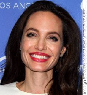 Premiere du film The Breadwinner à Los Angeles. 20 October 2017 - Hollywood, California - Angelina Jolie. The Breadwinner U.S. Premiere held at the TCL Chinese 6 Theatre in Hollywood. Photo Credit: AdMedia 221676 AdMedia Starface 2017-10-20 CA Hollywood Etats-Unis  Copyright: xAdMediax STAR_221676_014