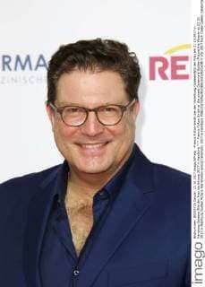 Francis Fulton Smith at the award Ceremony Golden Picture the Woman at 21 10 2017 in Hamburg Golden Picture the Woman award Ceremony 2017 in Hamburg