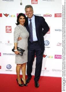 Jürgen Hingsen and Francesca Elster Meier at the award Ceremony Golden Picture the Woman at 21 10 2017 in Hamburg Golden Picture the Woman award Ceremony 2017 in Hamburg