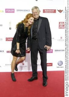 Claudia Wenzel with Husband Rüdiger Joswig at the 11 award Ceremony the Golden Picture the Woman 2017 in Cruise Center Werder stone Hamburg 21 10 2017 Foto:xH.xHartmannx xFuturexImage