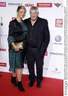 Heinz Hoenig with Life companion Gabriele Lechner at the 11 award Ceremony the Golden Picture the Woman in Cruise Center Werder stone Hamburg 21 10 2017 Foto:xS.xGabschx xFuturexImage