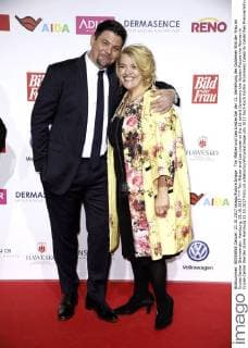 Tim Mälzer and Lea Linster at the 11 award Ceremony the Golden Picture the Woman in Cruise Center Werder stone Hamburg 21 10 2017 Foto:xS.xGabschx xFuturexImage