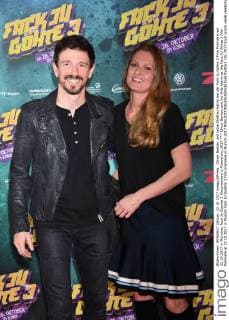 Oliver Berben and his Wife Katrin at the Fack JU Göhte 3 Film Premiere at 22 10 2017 in Munich Fack JU Goehte 3 Film premiere in Munich 2017