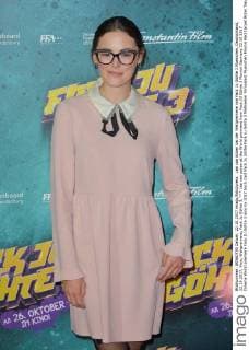 Lea van acken at the World premiere from Fack JU Göhte 3 Munich Germany 22 10 2017 Cinema World premiere Fack JU Göhte 3 xklx