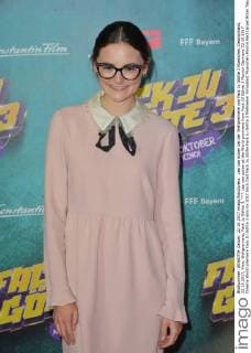 Lea van acken at the World premiere from Fack JU Göhte 3 Munich Germany 22 10 2017 Cinema World premiere Fack JU Göhte 3 xklx