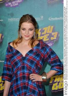 Actress Jella Haase Actress the Chantal Ackermann at the World premiere from Fack JU Göhte 3 Munich Germany 22 10 2017 Cinema World premiere Fack JU Göhte 3 xklx