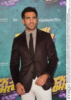 Main actors Elyas M Barek plays the Teacher Zeki Mueller at the World premiere from Fack JU Göhte 3 Munich Germany 22 10 2017 Cinema World premiere Fack JU Göhte 3 xklx