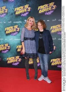 Sonja Kiefer with Son World premiere Fack JU Göhte 3 Mathäser Filmpalast Film Cinema Television Munich 22 October 2017