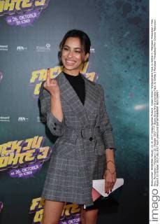 Gizem Emre World premiere Fack JU Göhte 3 Mathäser Filmpalast Film Cinema Television Munich 22 October 2017