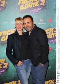 Adnan Maral with Wife Franziska Film premiere from Fack JU Goehte 3 in Mathaeser Filmpalast in Munich at 22 10 2017