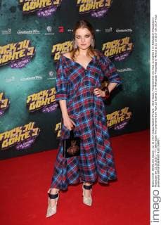 Jella Haase Film premiere from Fack JU Goehte 3 in Mathaeser Filmpalast in Munich at 22 10 2017