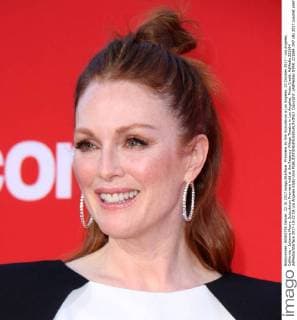 Premiere du film Suburbicon a Los Angeles. 22 October 2017 - Los Angeles, California - Julianne Moore. Suburbicon Premiere held at the Regency Village Theatre in Los Angeles. Photo Credit: AdMedia 221694 AdMedia Starface 2017-10-22 CA Los Angeles Etats-Unis  Copyright: xAdMediax STAR_221694_047
