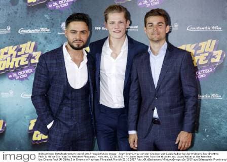 Aram Arami Max from the Groeben and Lucas Reiber at the Premiere the Cinema Fack JU Göhte 3 in Cinema in Mathäser Filmpalast Munich 22 10 2017 Foto:xD.xBedrosianx xFuturexImage