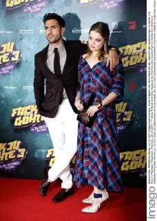 Elyas M Barek and Jella Haase at the Premiere the Cinema Fack JU Göhte 3 in Cinema in Mathäser Filmpalast Munich 22 10 2017 Foto:xD.xBedrosianx xFuturexImage