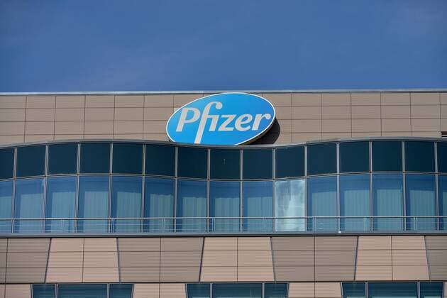 Unternehmen: Pfizer Pfizer, Potsdamer Platz, Tiergarten, Mitte, Berlin, Deutschland Pfizer Potsdamer Platz Tiergarten Mitte Berlin Deutschland *** Pfizer Potsdam square Tiergarten centre Berlin Germany Pfizer Potsdam square Tiergarten centre Berlin Germany