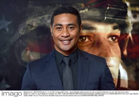 Actor Beulah Koale arrives for the premiere of Thank You for Your Service at the Regal L.A. LIVE in Los Angeles on October 23, 2017.  LAP20171023713 CHRISTINExCHEW