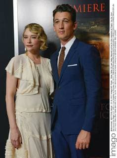 Miles Teller (R) and Haley Bennett arrive for the premiere of Thank You for Your Service at the Regal L.A. LIVE in Los Angeles on October 23, 2017.  LAP20171023715 CHRISTINExCHEW