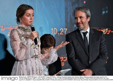 Actress Ana de Armas(L) and director Denis Villeneuve attend the Japan premier for the film Blade Runner 2049 in Tokyo, Japan on October 24, 2017.  TKP2017102426 KEIZOxMORI