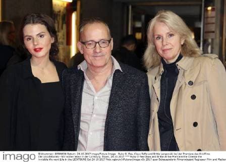 Ruby O Fee Claus and Britta at the Premiere the Cinema the invisible We want Life in the LICHTBURG Eat 24 10 2017 Foto:xgbrcix xFuturexImage