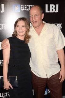 LOS ANGELES CA OCTOBER 24 Jennifer Jason Leigh and Woody Harrelson at the premiere of Electric Entertainment s LBJ at the Arclight Theatre on October 24 2017 in Los Angeles California Copyright: xDavidxEdwardsx