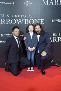 Juan Antonio Bayona Matthew Stagg and Sergio G Sanchez at the Premiere the Cinema Marrowbone El Secreto de Marrowbone in Cine Capitol Madrid 24 10 2017 Juan Antonio Bayona Matthew Stagg Sergio G Sanchez  Foto:xDyDxFotografosx xFuturexImage