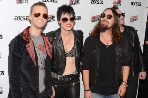 October 24, 2017 - Los Angeles, California, USA - LZZY HALE and HALESTROM attends the Loudwire Music Awards at The Novo by Microsoft. Los Angeles USA - ZUMAb173 20171024_zap_b173_034 Copyright: xBillyxBennightx