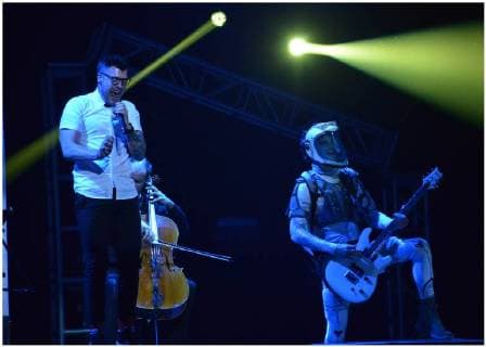 October 24, 2017 - Los Angeles, California, USA - DUSTIN BATES and STARSET perfroms at the Loudwire Music Awards at The Novo by Microsoft. Los Angeles USA - ZUMAb173 20171024_zap_b173_089 Copyright: xBillyxBennightx